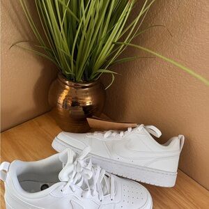 Nike Court Borough Low Recraft White DV5456-106 Size 4Y-7Y Womens Girls Boys New